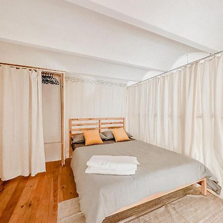 דירות ברצלונה Agradable Piso Compartido מראה חיצוני תמונה