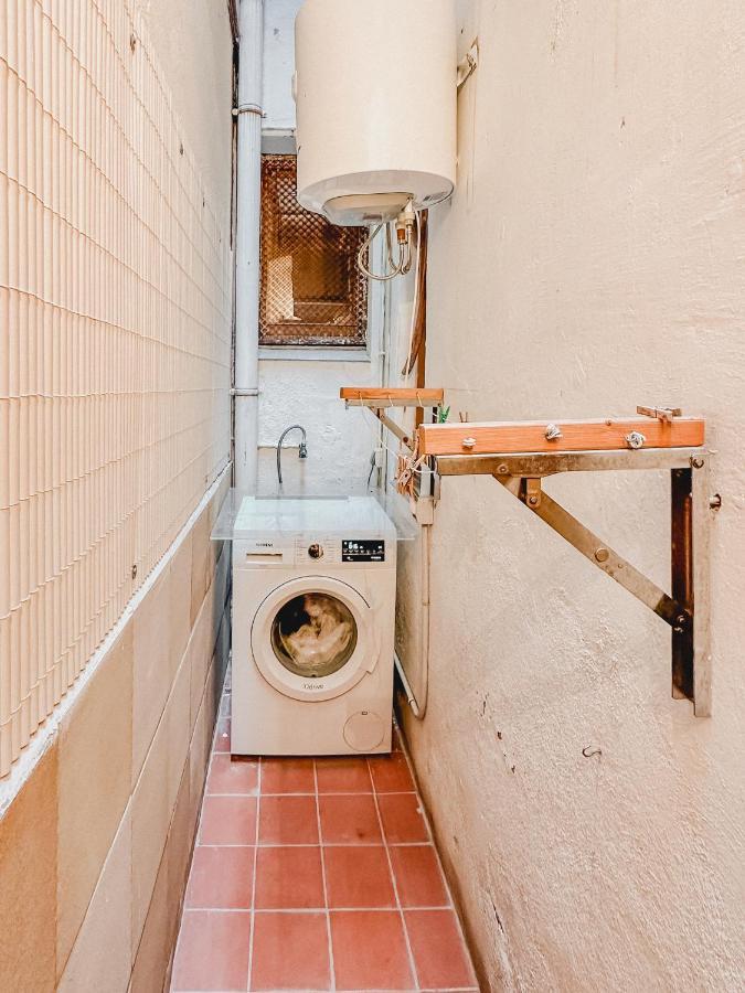 דירות ברצלונה Agradable Piso Compartido מראה חיצוני תמונה